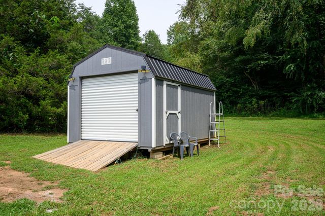 324 Plemmons Place, Marion, NC 28752