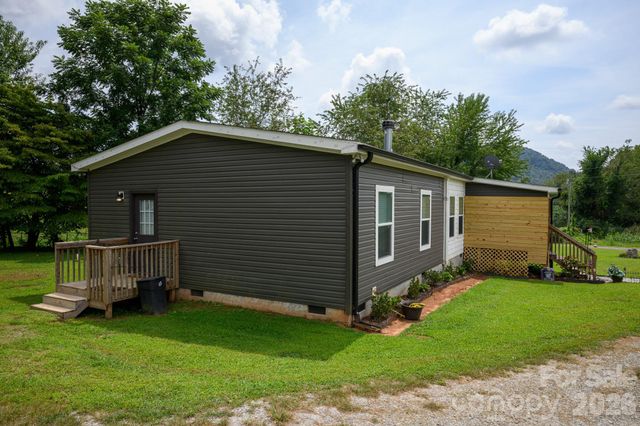 324 Plemmons Place, Marion, NC 28752
