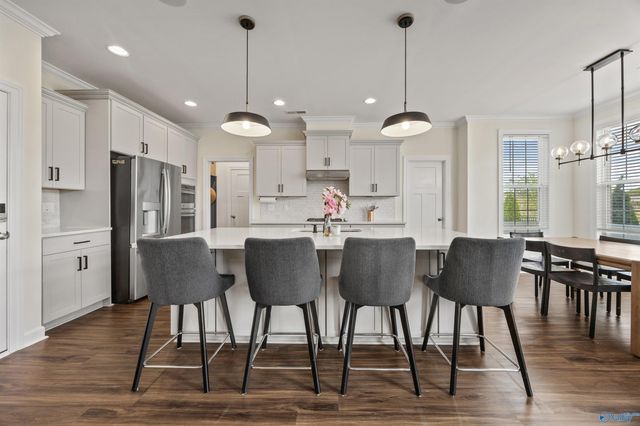 2119 Jackson Bend SW, Huntsville, AL 35803