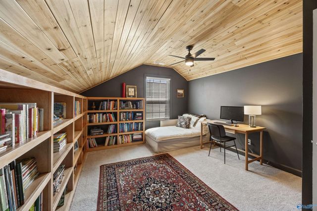 2119 Jackson Bend SW, Huntsville, AL 35803