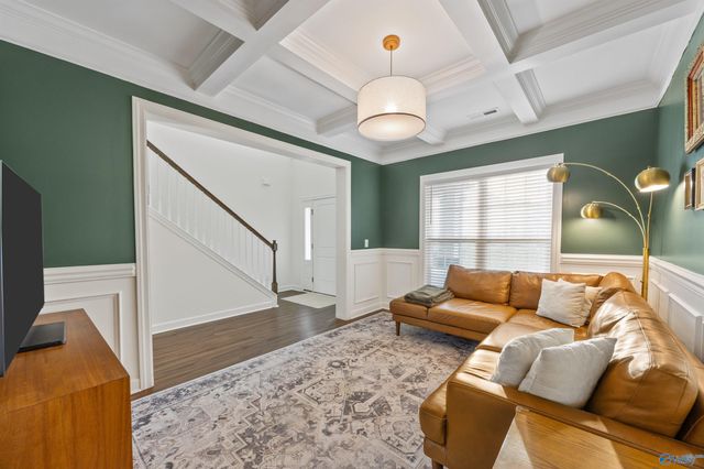 2119 Jackson Bend SW, Huntsville, AL 35803