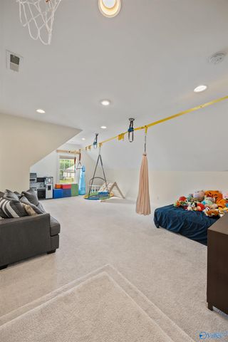 2119 Jackson Bend SW, Huntsville, AL 35803