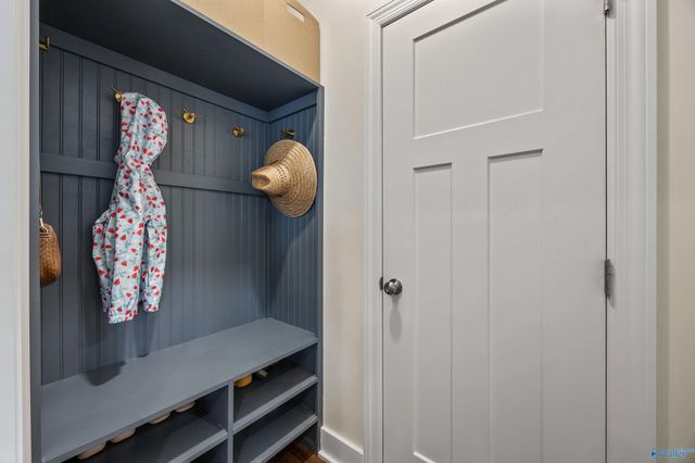 2119 Jackson Bend SW, Huntsville, AL 35803