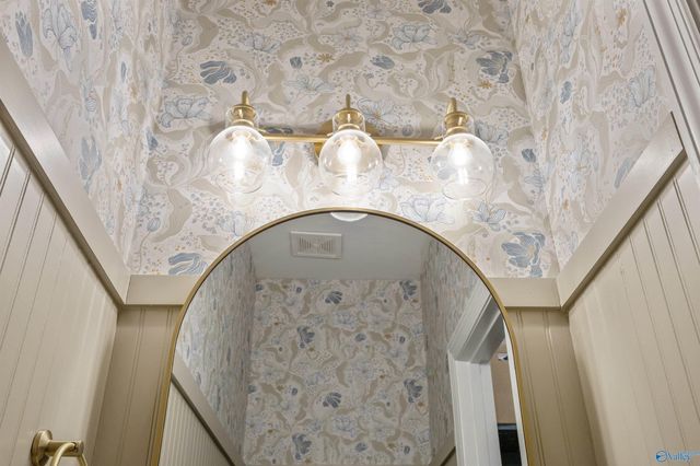 2119 Jackson Bend SW, Huntsville, AL 35803