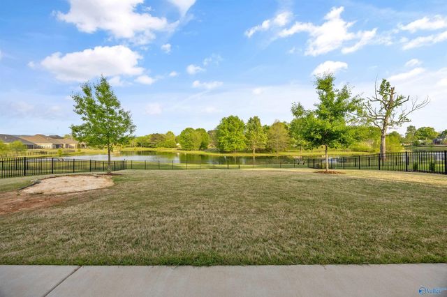 2119 Jackson Bend SW, Huntsville, AL 35803