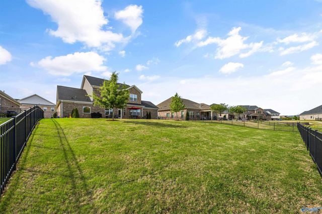 2119 Jackson Bend SW, Huntsville, AL 35803