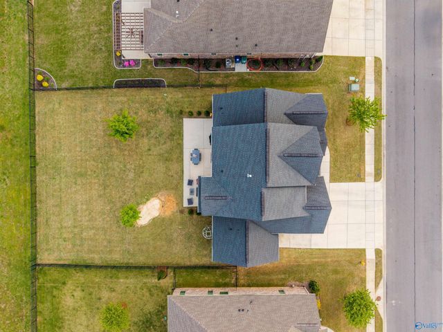 2119 Jackson Bend SW, Huntsville, AL 35803