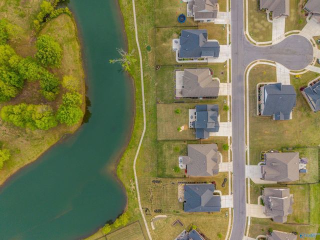 2119 Jackson Bend SW, Huntsville, AL 35803