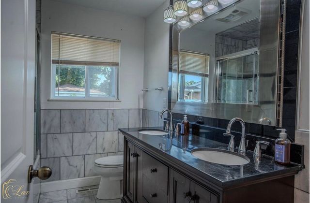 6453 Meadowwood Lane, Grand Blanc, MI 48439