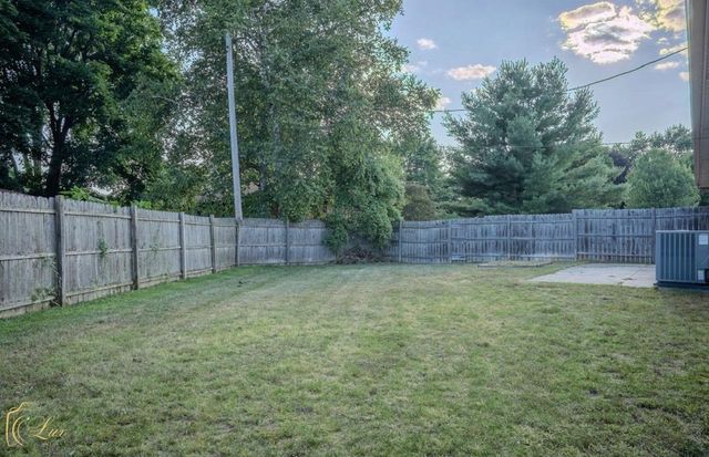 6453 Meadowwood Lane, Grand Blanc, MI 48439