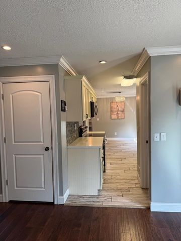 6453 Meadowwood Lane, Grand Blanc, MI 48439