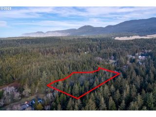 Derrick Rd 2004, Cloverdale, OR 97112