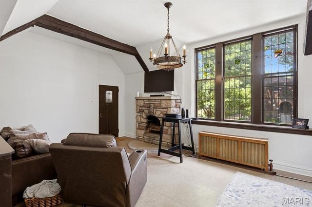 7108 Tulane Avenue, University City, MO 63130