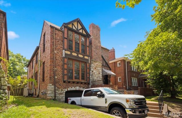 7108 Tulane Avenue, University City, MO 63130