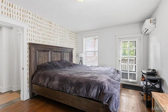 7108 Tulane Avenue, University City, MO 63130