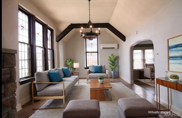 7108 Tulane Avenue, University City, MO 63130