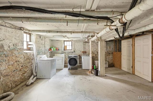 7108 Tulane Avenue, University City, MO 63130