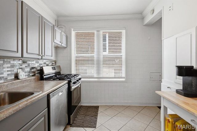 7108 Tulane Avenue, University City, MO 63130