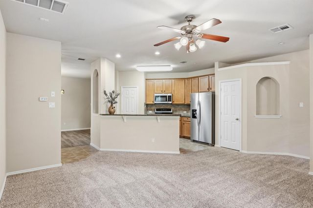 1310 W Parmer LN 7B, Austin, TX 78727