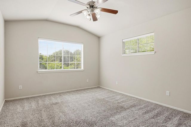 1310 W Parmer LN 7B, Austin, TX 78727