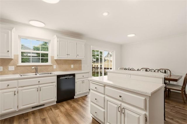 2116 Bradford Place, Excelsior Springs, MO 64024