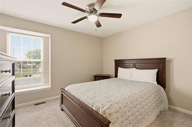 2116 Bradford Place, Excelsior Springs, MO 64024