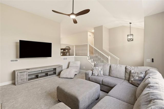 2116 Bradford Place, Excelsior Springs, MO 64024