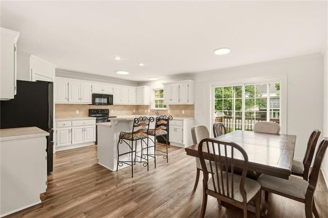 2116 Bradford Place, Excelsior Springs, MO 64024