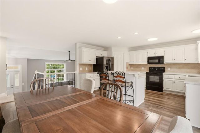 2116 Bradford Place, Excelsior Springs, MO 64024