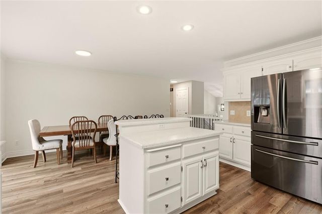 2116 Bradford Place, Excelsior Springs, MO 64024