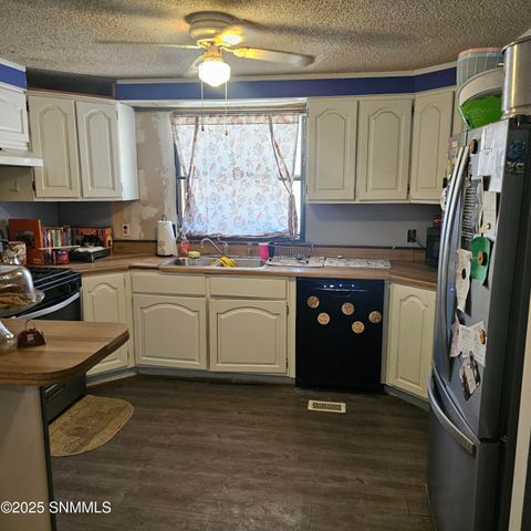 4770 Country Place, Las Cruces, NM 88007