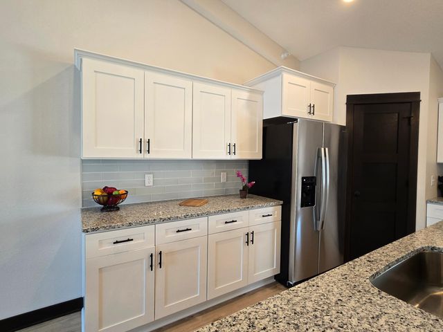 912 Katelyn Circle NE, Montgomery, MN 56069