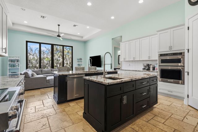 5023 SW Martin Commons Way, Palm City, FL 34990