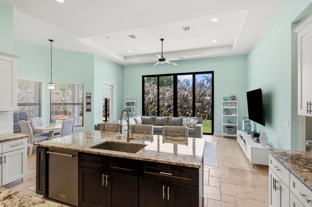 5023 SW Martin Commons Way, Palm City, FL 34990