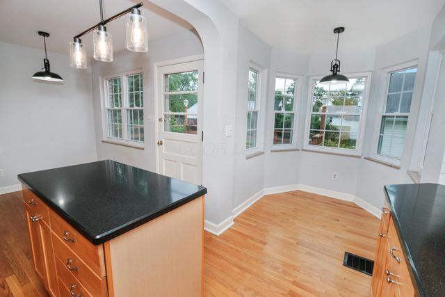 64 Edgevale Road, Columbus, OH 43209