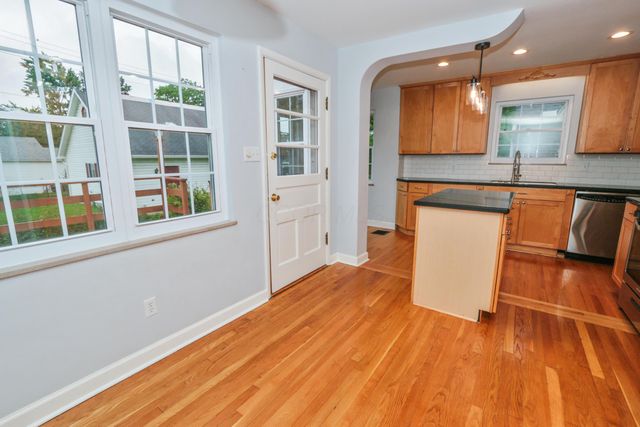 64 Edgevale Road, Columbus, OH 43209