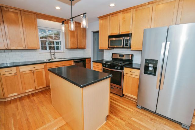 64 Edgevale Road, Columbus, OH 43209