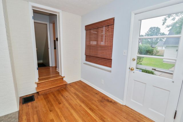 64 Edgevale Road, Columbus, OH 43209