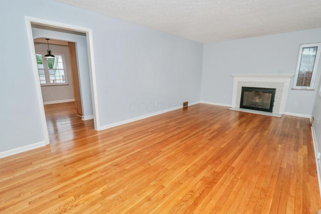 64 Edgevale Road, Columbus, OH 43209