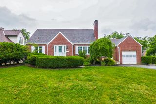 64 Edgevale Road, Columbus, OH 43209