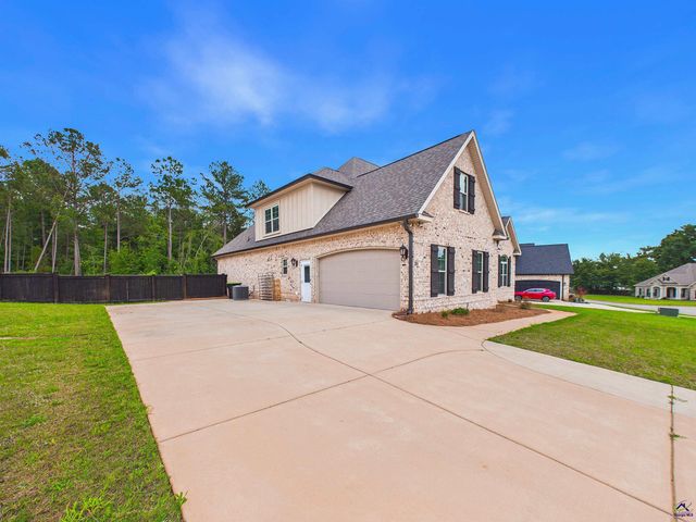 205 Buckhead Forest Drive, Warner Robins, GA 31088