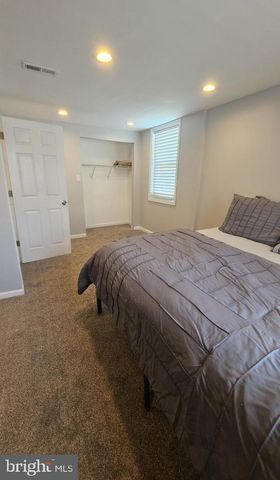 20 E BUCK ST, Paulsboro, NJ 08066