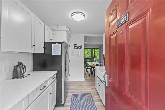 109 Mountainside Drive G202, Stowe, VT 05672