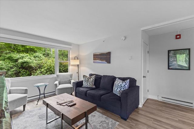 109 Mountainside Drive G202, Stowe, VT 05672