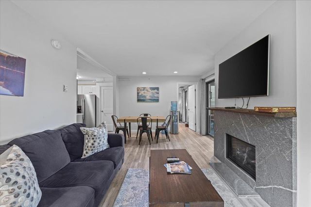 109 Mountainside Drive G202, Stowe, VT 05672