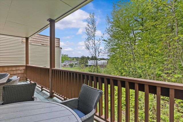 109 Mountainside Drive G202, Stowe, VT 05672