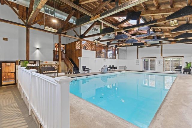 109 Mountainside Drive G202, Stowe, VT 05672