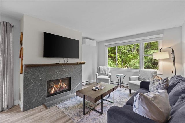 109 Mountainside Drive G202, Stowe, VT 05672