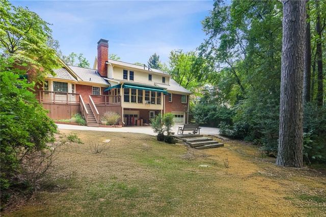 527 N Saint Marys NW Lane, Marietta, GA 30064