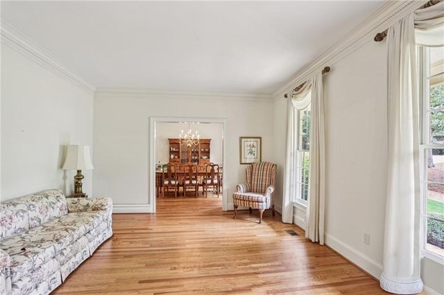 527 N Saint Marys NW Lane, Marietta, GA 30064